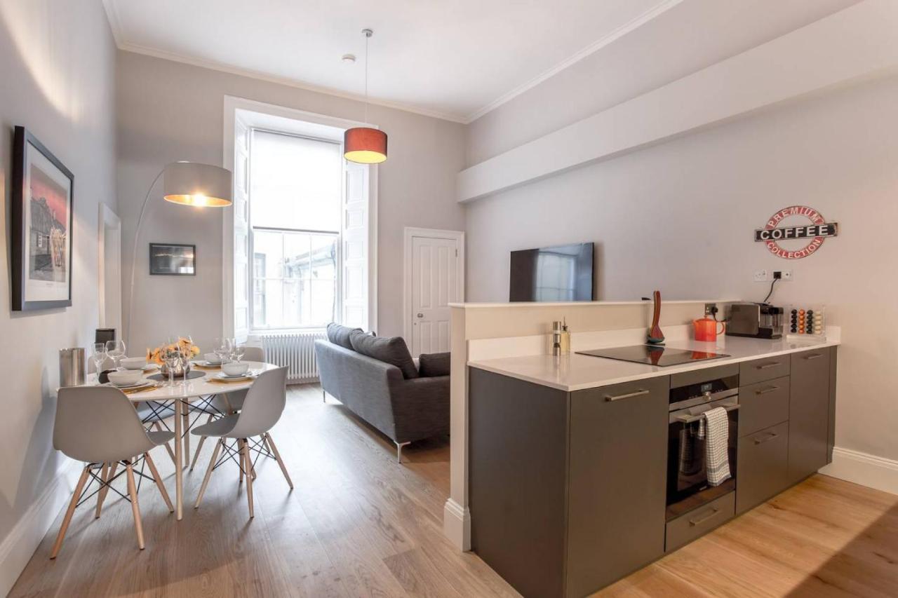 Altido Stylish 1-Bed Flat In The Heart Of New Town Apartment Edinburgh Exterior photo