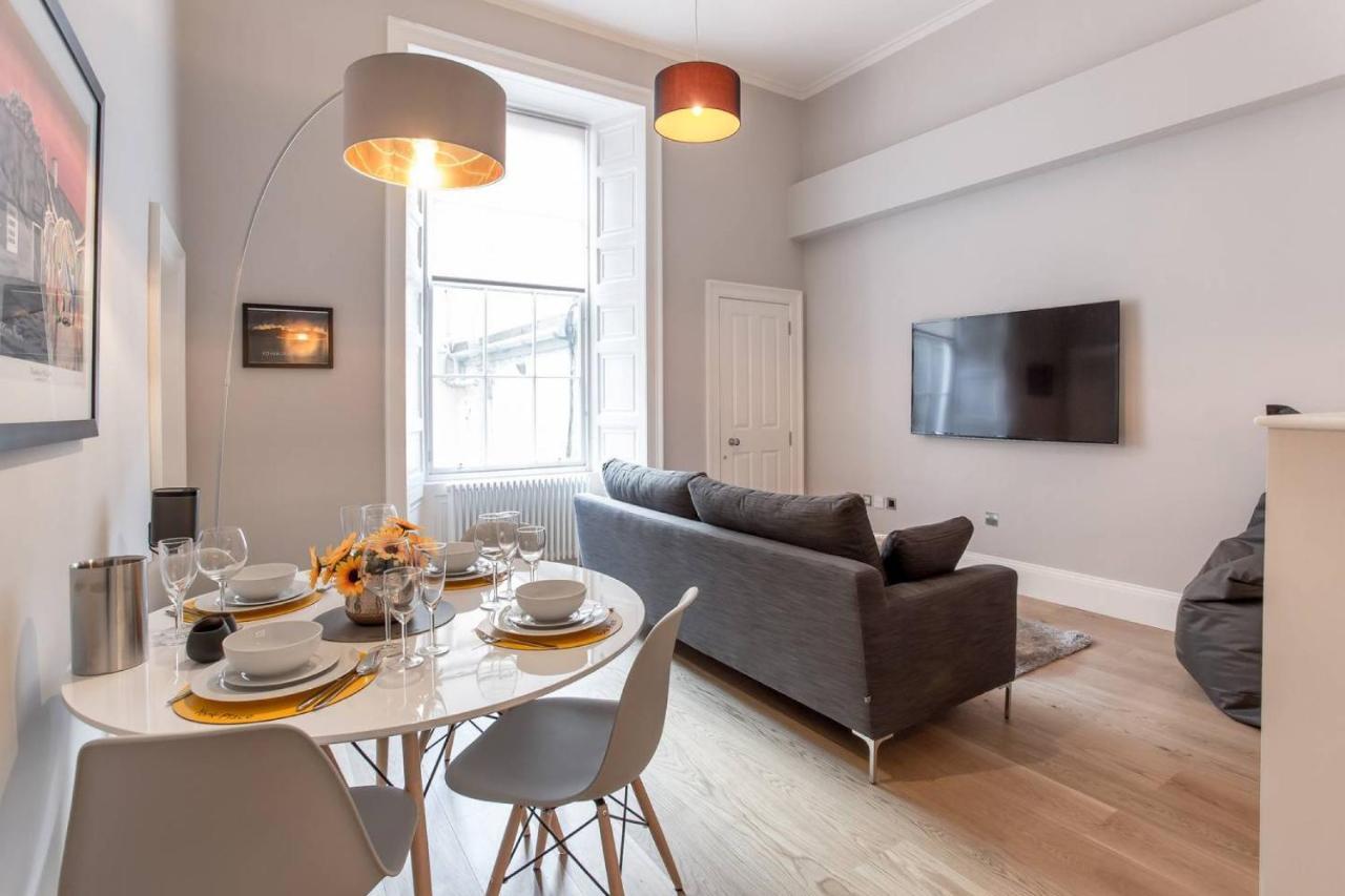 Altido Stylish 1-Bed Flat In The Heart Of New Town Apartment Edinburgh Exterior photo